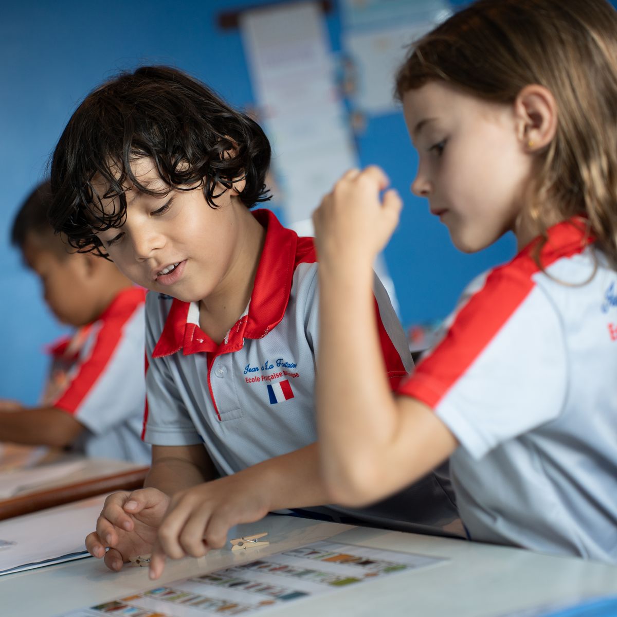 - Ecole Française, Jean de la Fontaine à Phuket